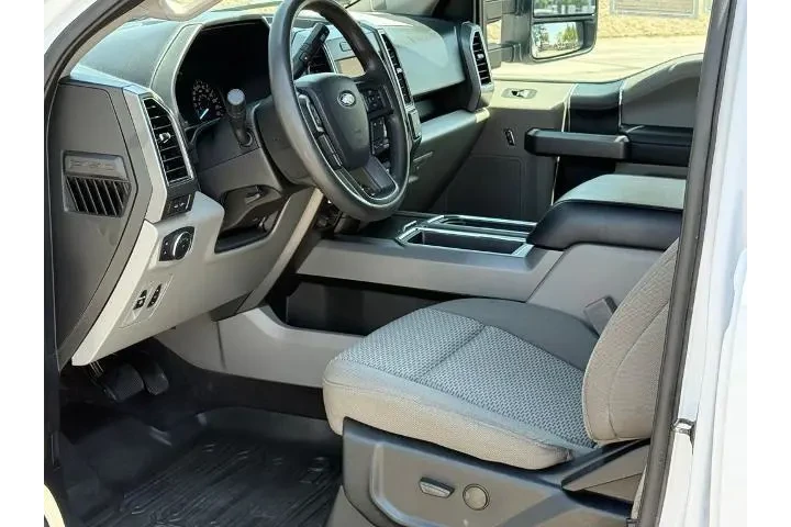 $30989 : Ford F-150 2020 4x4 XL 4dr S image 6
