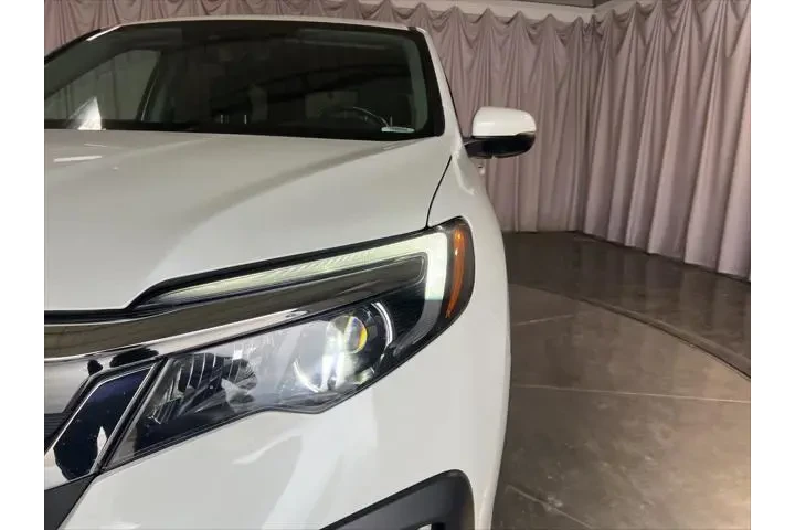 $26499 : Honda Pilot 2021 AWD EX-L 4d image 9