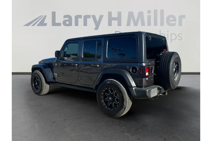 Jeep Wrangler Unlimited 2018 image 3