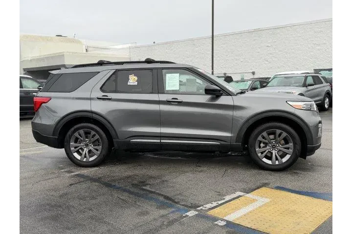 $27995 : Ford Explorer 2022 XLT 4dr S image 8