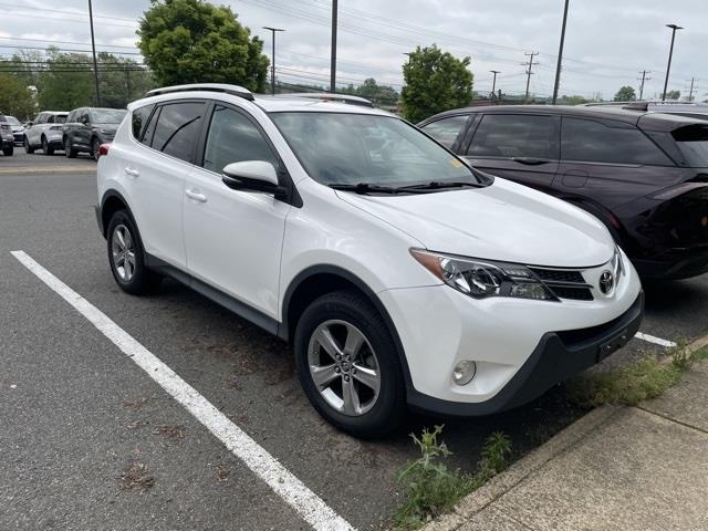 $15675 : PRE-OWNED 2015 TOYOTA RAV4 XLE image 1