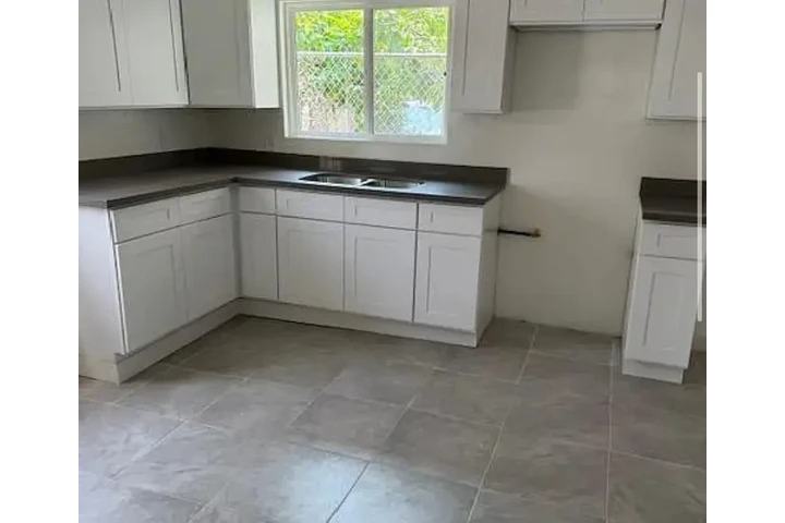 $1599 : 🍄Home Freshly Updated🍄 image 1