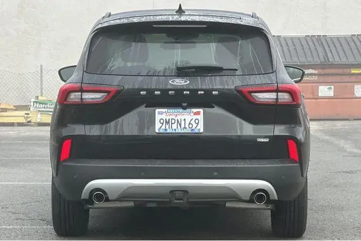 $22194 : Ford Escape Plug-In Hybrid 2 image 8