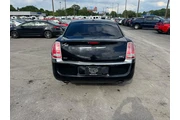$6450 : 2013 300 4dr Sdn 300C AWD thumbnail