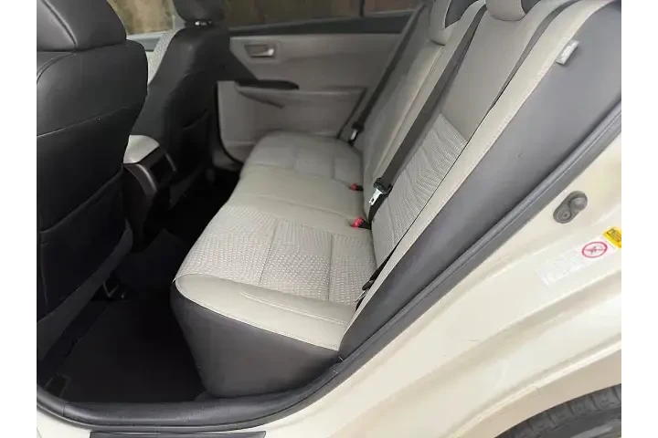 $5500 : 2015 Toyota Camry SE image 9