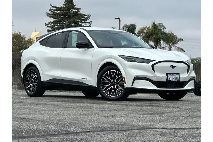 $39913 : Ford Mustang Mach-E 2025 AWD image 2