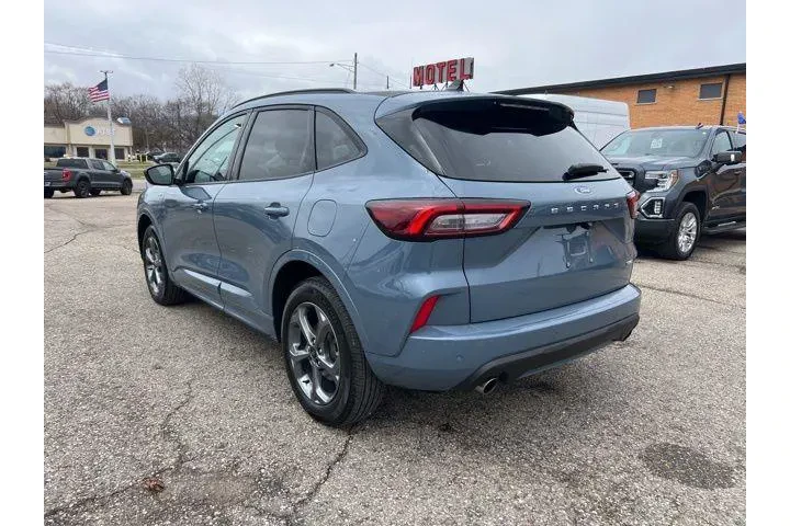 $24822 : Ford Escape 2024 AWD ST-Line image 6