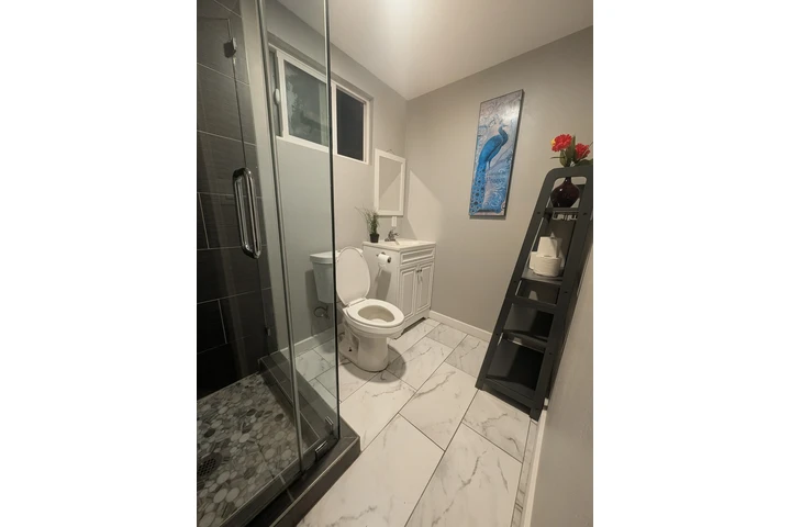 $1750 : Casita en renta image 3