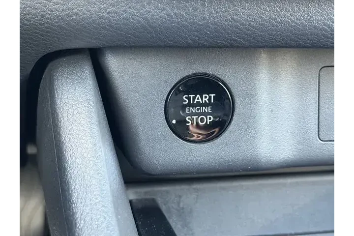 $21083 : Nissan Rogue 2025 SV 4dr Cro image 9