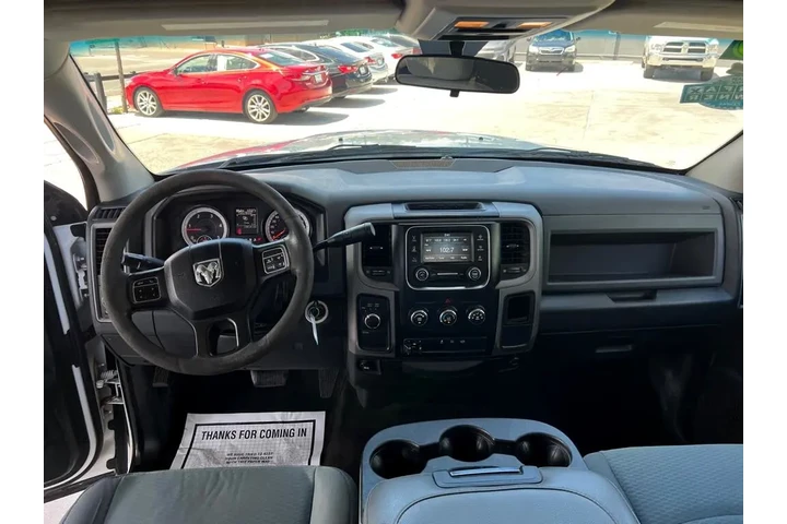 2018 RAM 2500 Tradesman Crew image 9