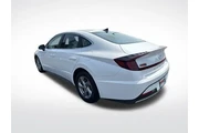 $17998 : Hyundai SONATA 2023 SE 4dr S thumbnail
