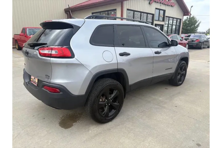 $8950 : 2016 Cherokee Latitude image 5