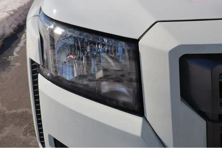 $29812 : Nissan Frontier 2022 4x4 SV image 9