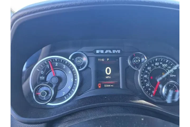 $38981 : Ram 2500 2022 4x4 Tradesman image 8