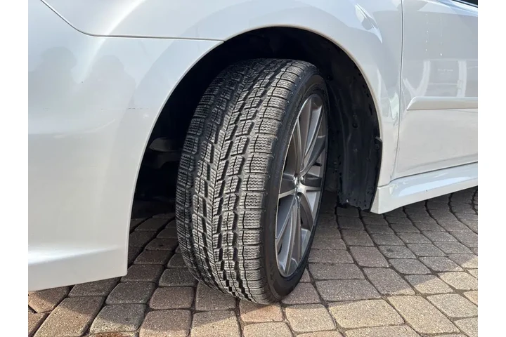 $9990 : 2013 Legacy 2.5i Sport image 9