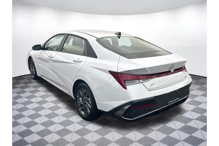 $22498 : Hyundai ELANTRA Hybrid 2025 image 5