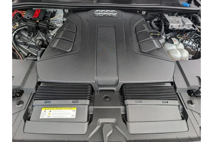 $21798 : Audi Q7 2018 AWD 3.0T quattr image 4