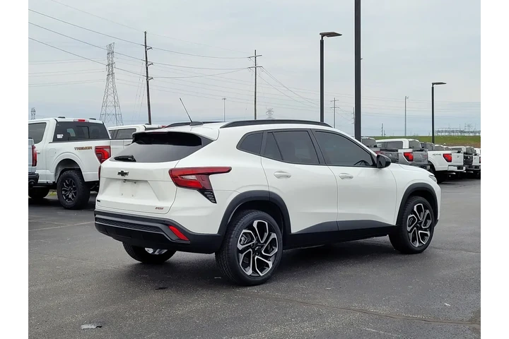$24987 : Chevrolet Trax 2025 RS 4dr C image 4