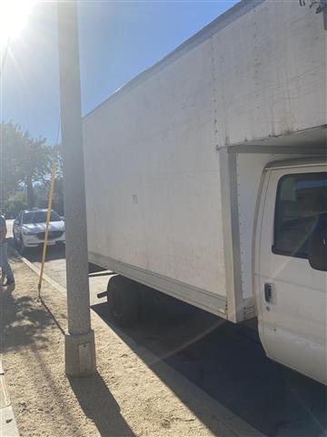 $6500 : Ford  E350 image 1