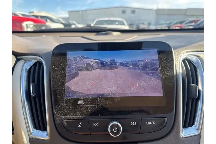 $20700 : Chevrolet Malibu 2024 LT 4dr image 9