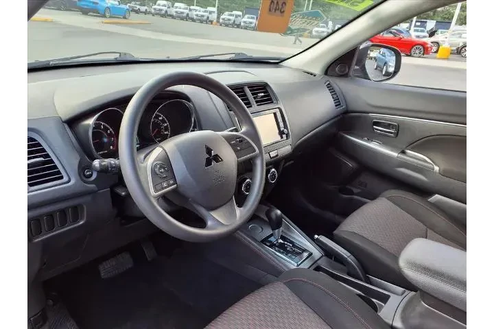 $13995 : Mitsubishi Outlander Sport 2 image 10