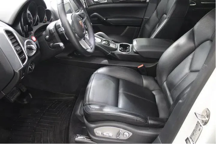 $24515 : Porsche Cayenne 2018 AWD 4dr image 6