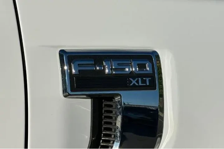 $37998 : Ford F-150 2024 4x4 XLT 4dr image 9