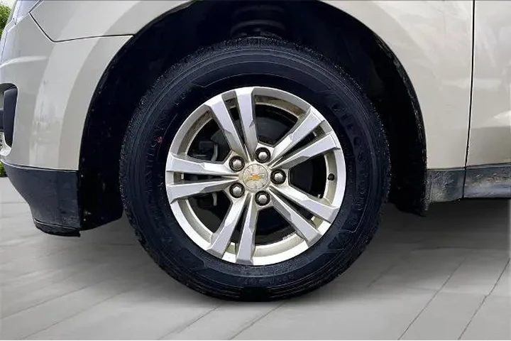 $4995 : Chevrolet Equinox 2013 LT 4d image 9