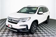 $22559 : PRE-OWNED 2019 HONDA PILOT TO thumbnail