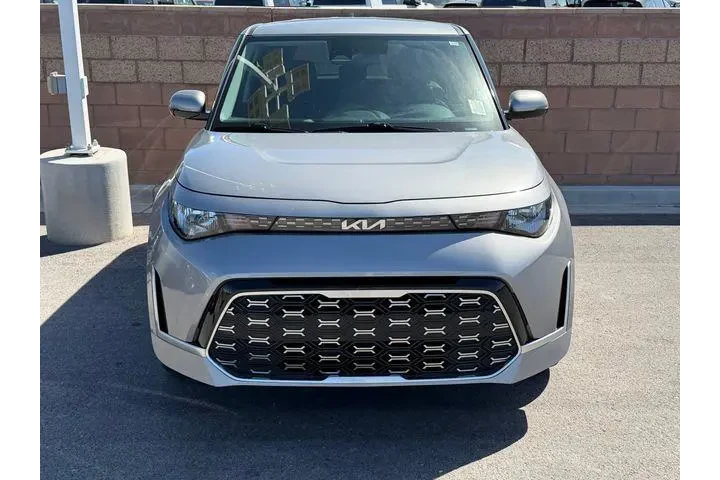 $18988 : Kia Soul 2023 GT-Line 4dr Cr image 7