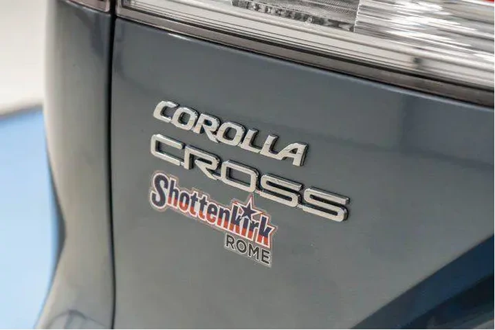 $25463 : Toyota Corolla Cross 2025 L image 6