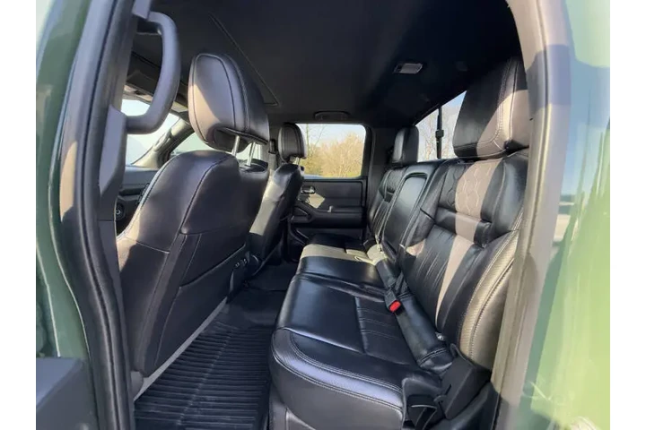 $25995 : 2022 Frontier PRO-4X image 9