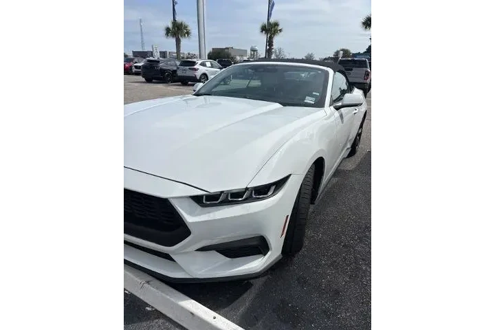 $29300 : Ford Mustang 2024 EcoBoost P image 2