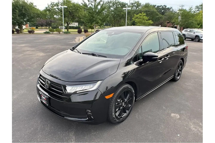 $38587 : 2024 Odyssey Sport image 9