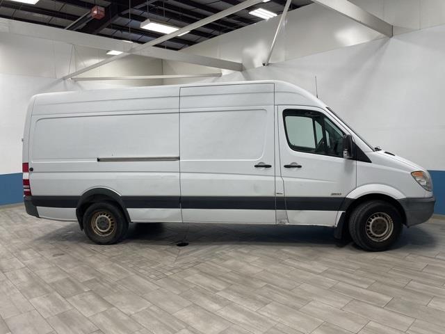 $12199 : Pre-Owned 2013 Sprinter 2500 image 2