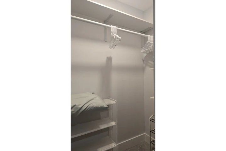 $1170 : Rento habitación image 5