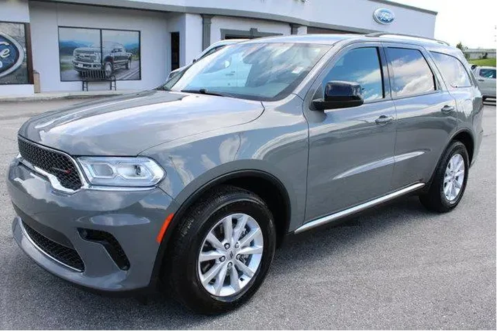 $23991 : Dodge Durango 2023 SXT 4dr S image 2