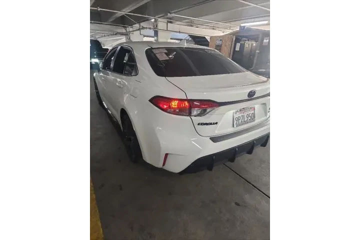 $26478 : Toyota Corolla Hybrid 2025 S image 3
