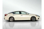 $19201 : Nissan Altima 2022 2.5 SL 4d thumbnail