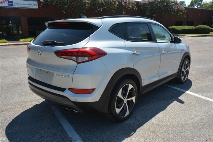 2016 TUCSON Limited image 6