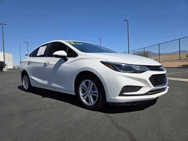 $13901 : Pre-Owned 2017 CRUZE LT image 6