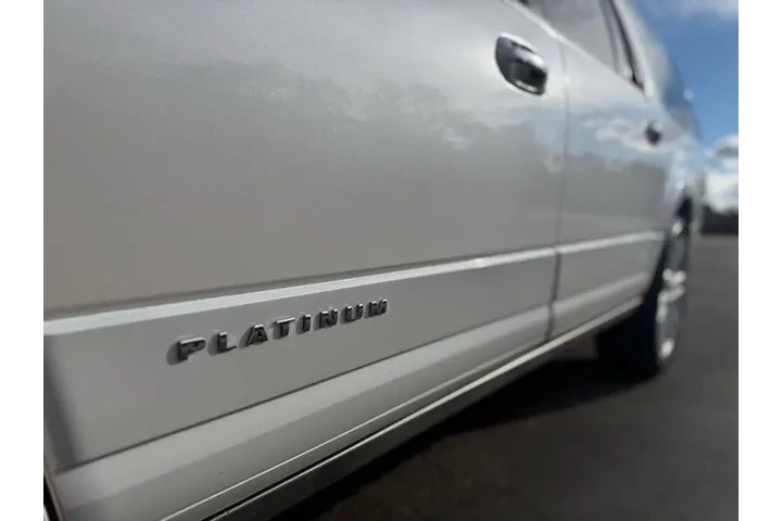 $15988 : 2017 Expedition EL Platinum image 4