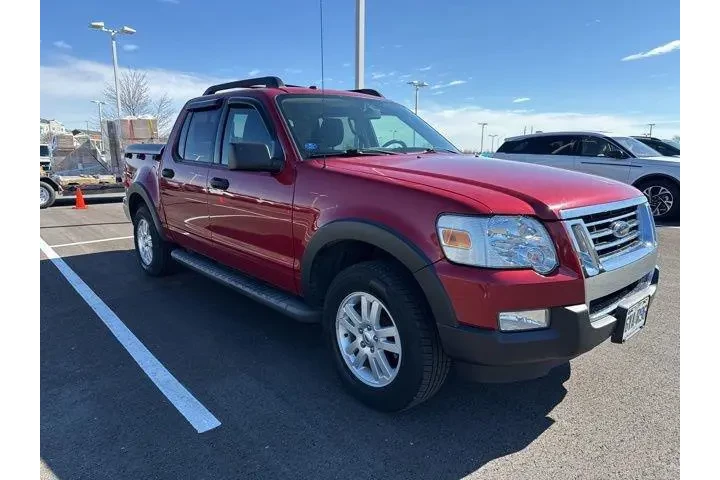 $15000 : Ford Explorer Sport Trac 201 image 1