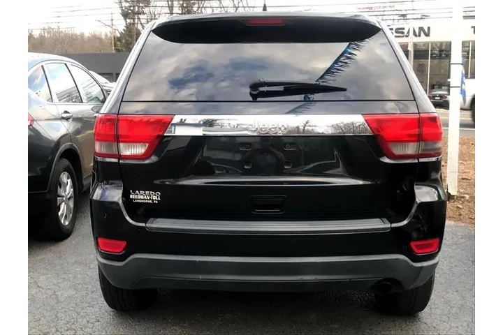 $9999 : 2012 Grand Cherokee image 4