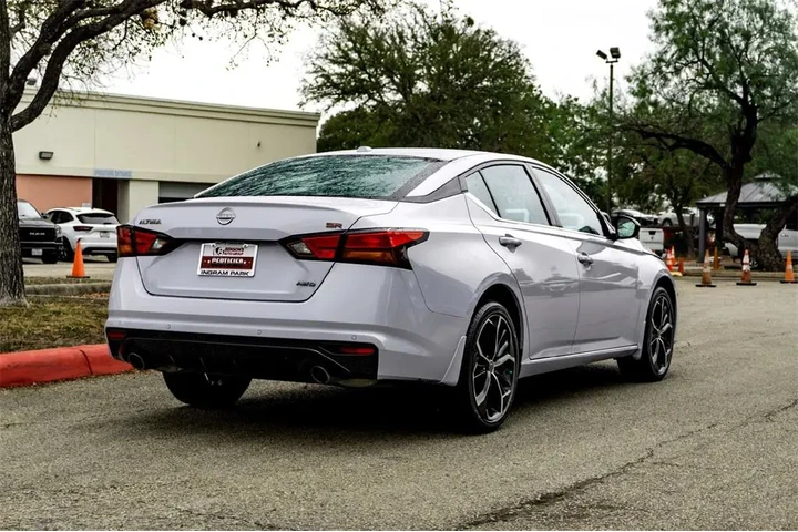 $28999 : Nissan Altima 2025 AWD 2.5 S image 5