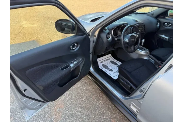 $6999 : 2011 JUKE S image 7
