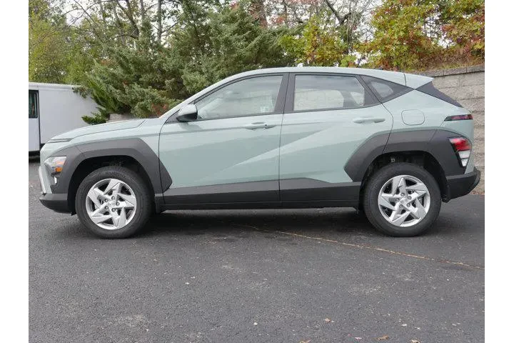 $25495 : Hyundai KONA 2025 AWD SE 4dr image 3