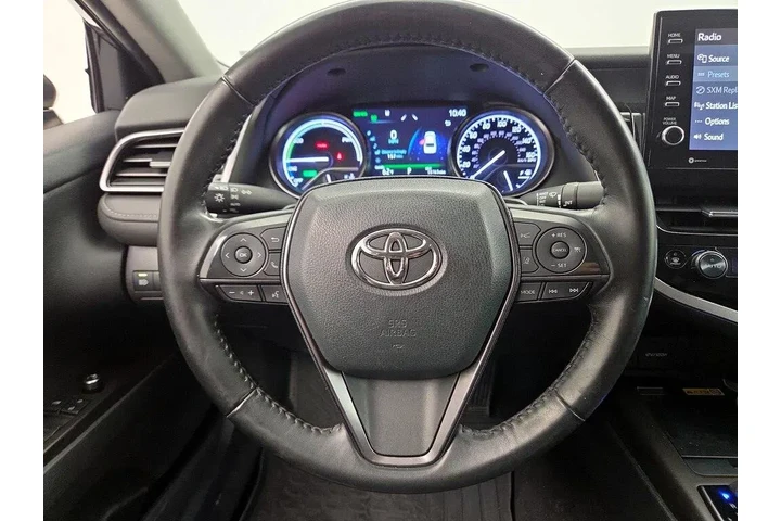 $29998 : Toyota Camry Hybrid 2022 XSE image 10