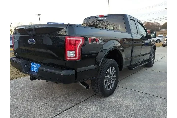 $19686 : Ford F-150 2017 4x4 XLT 4dr image 7