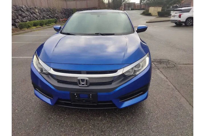$11900 : 2017 Civic LX-P image 6